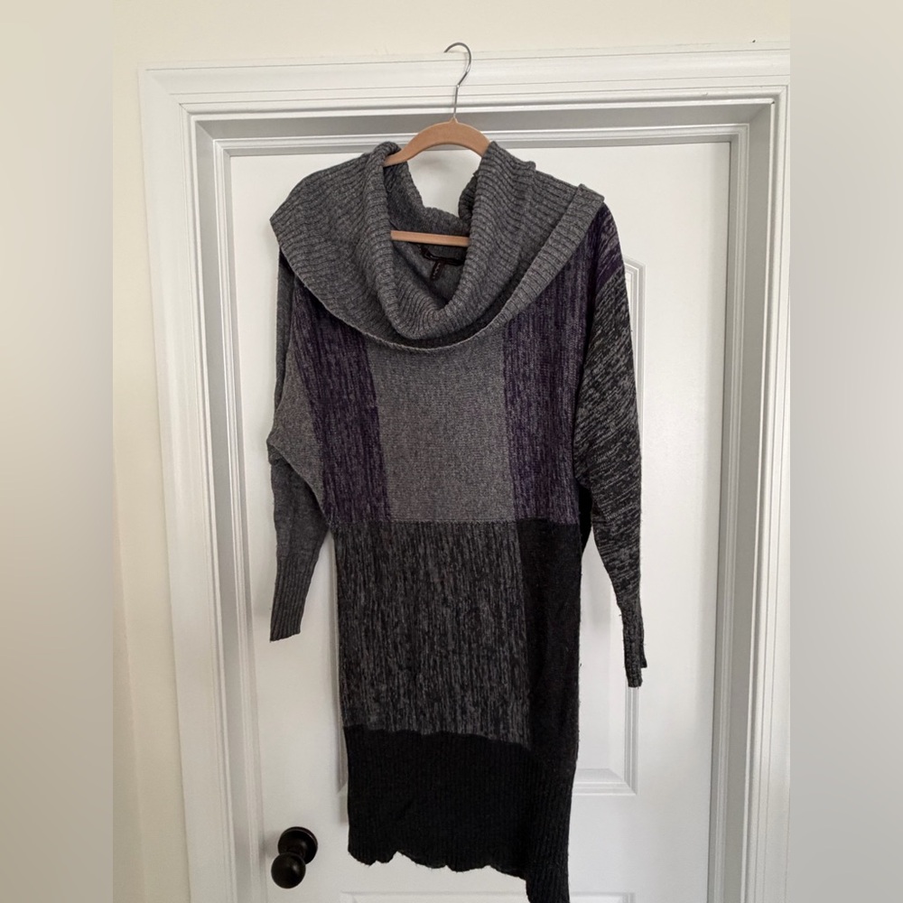 BCBGMaxAzria Gray and Purple Cowl Neck Sweater 
Size XS